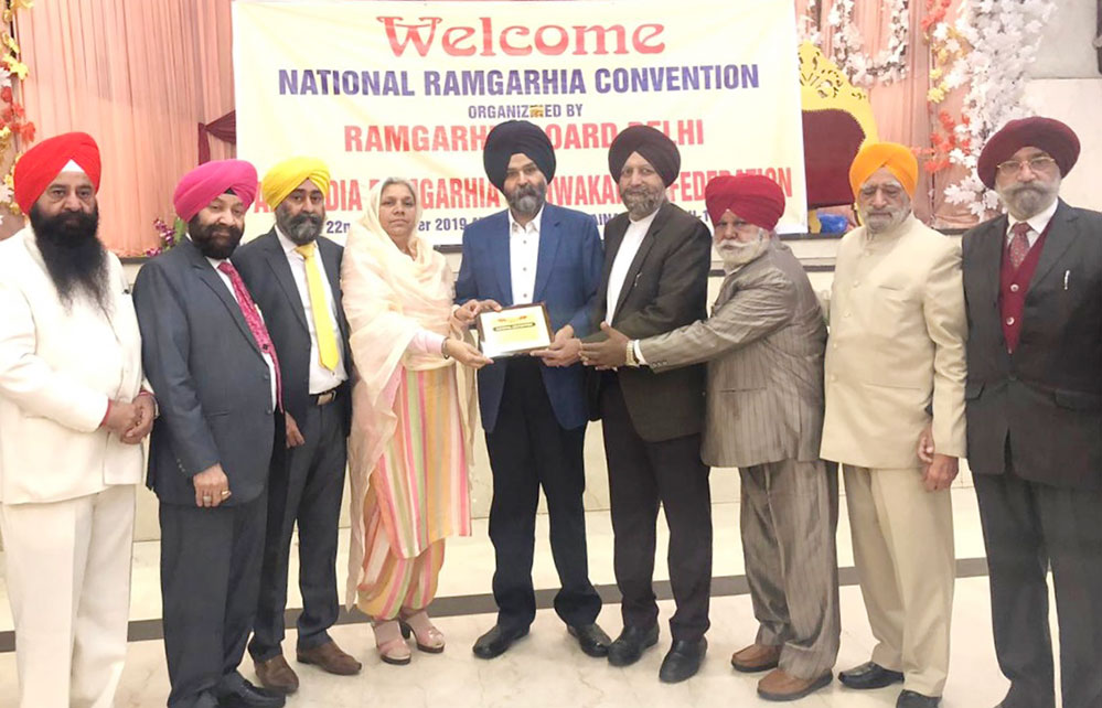 Kular felicitated with Award of Honour in National Ramgarhia Convention at New Delhi