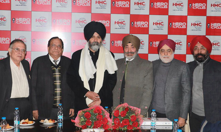 Hero Cycles Honoured Kular on being Awarded with â€œJewels of Punjabâ€ Award